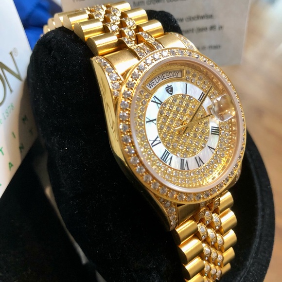 🚨SOLD🚨on Mercari Croton 1st Gen Bellagio Swiss Eta 2834-2 Day Date 25J watch - Picture 12 of 13